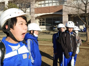 ２月１９日　有志によるあいさつ運動