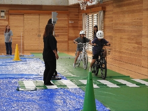 ４年生　交通安全教室