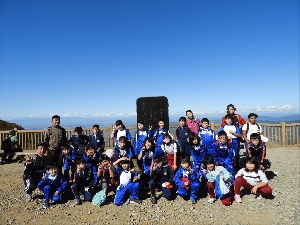 ３年生つくば山遠足