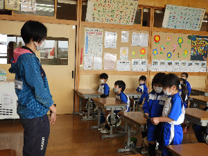 お世話になった先生とのお別れ会