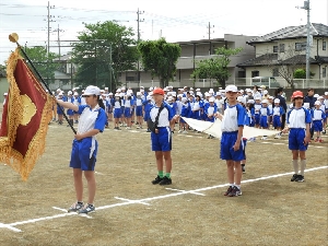 雨の合間を縫っての運動会練習
