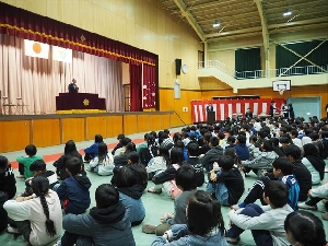 令和７年度　終了式