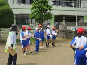 さつまいも苗植え集会をやりました
