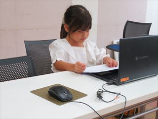 始業式児童代表あいさつ