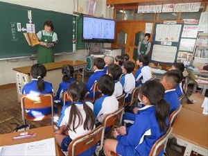 ふれあいの時間～読み聞かせ・JA出前授業～