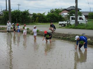 田植え体験５年生