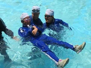 ５・６年生 着衣泳教室