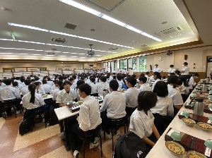 昼食