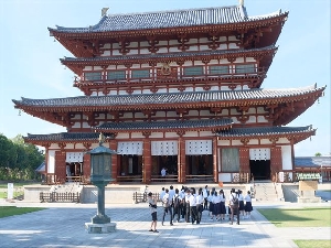 東大寺からクラス別活動の薬師寺