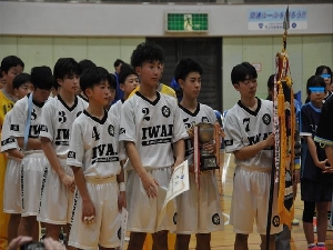 初優勝！　男子ハンドボール部、県を制す！