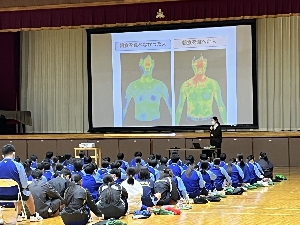 食に関する講演会が行われました