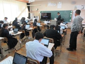 全国学力・学習状況調査実施