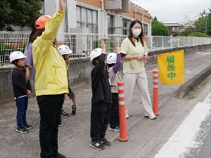 交通安全教室を開催しました