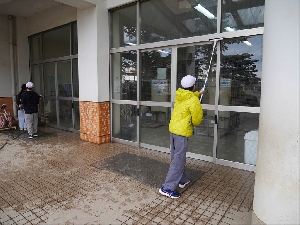 奉仕作業（６年生）