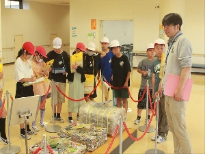 4年校外学習（クリーンセンター寺久）