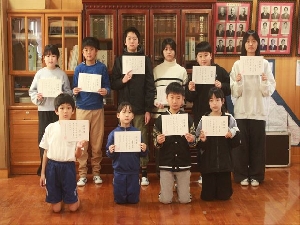 第3学期学級委員認証式、表彰式