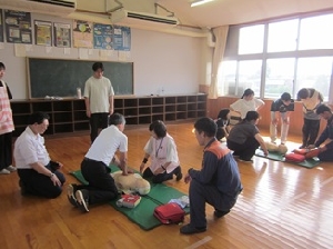 安心・安全へ、救命救急研修（教職員）