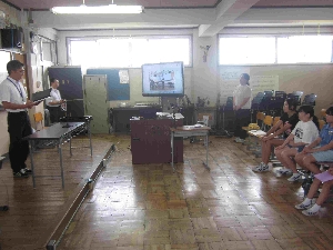 オンラインによる表彰及び1学期終業式