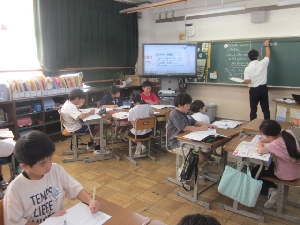 聞くことから広がる学び、お客様訪問