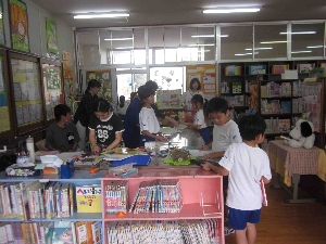 読書の秋、読書スタンプラリーはじまりました！