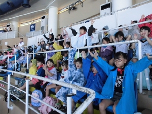 みんなで楽しく！アクアワールドへ遠足（１・２年生）