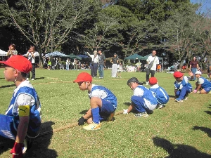 みんなで力を合わせて！綱引き大会