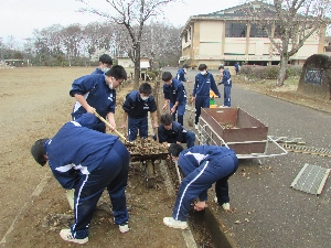 ありがとう３年生（愛校作業）