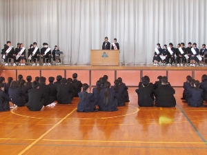 生徒会本部役員立会演説会