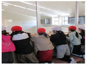 12/16   　2年給食センター見学