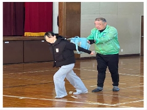 1/22    避難訓練(不審者想定)