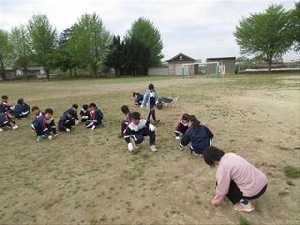 4/15　5・６年生　朝の奉仕活動