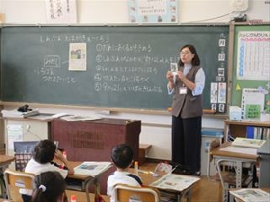９/２５　ＮＩＥ出前授業