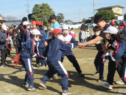 大学生が盛り上げてくれます