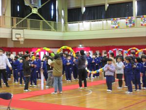 6年生を送る会① 3月14日