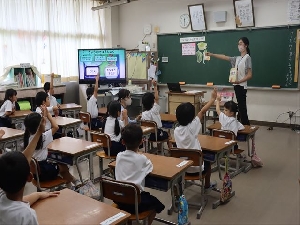 0707_食に関する学習を行いました（１年生）