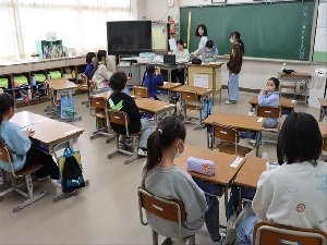 0302_通学班集会を行いました