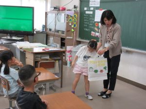 【２年生】食に関する指導～「やさいの ひみつ」をしろう～