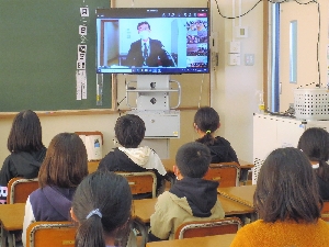 「令和を進むナイスな学校」　２学期終業式