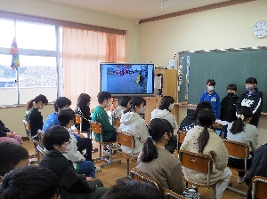 学びを育てる　３年　国語　わたしたちの学校じまん