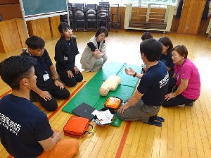 教職員の救命講習を実施しました