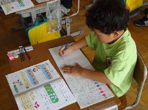 １年生算数　「たし算」の学習　大切な基礎を学んでいます