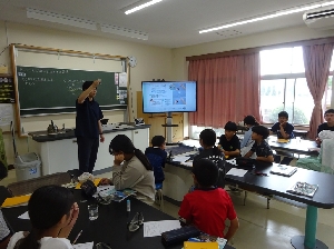 ６年生理科　人はなぜ「噛んで食べる」のか？だ液のはたらきに迫る！