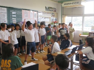 【第５・６学年】五年の輪　パワーに変えて　走り抜け！！！