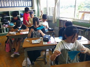 【第５学年　家庭科】全集中！！　ひと針入魂　やりきった！！