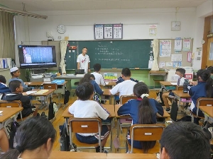 【第６学年　学級活動】下級生　まねしたくなる　声かけを