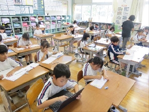 【第２学年】僕やった！　私もやったよ！！　留守まもる！！！