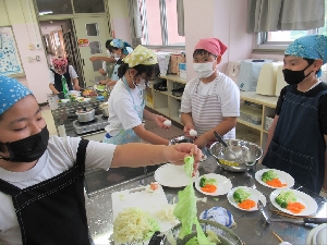 ６月２６日（月）５年生調理実習