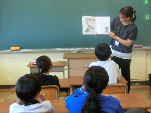 ６月１８日（水）読み聞かせ（４年生）