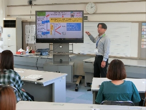 ６月１９日（木）家庭教育学級（１年生保護者）