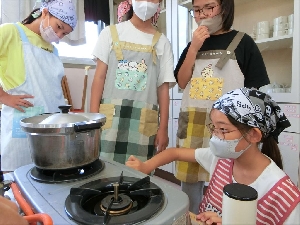 ９月１６日（火）５年生調理実習